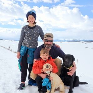 Meet your Posher, Charis